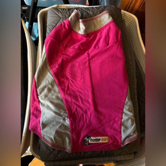 ThunderShirt for Dogs, Large, Pink Rugby - Dog Anxiety Vest - Picture 3 of 9